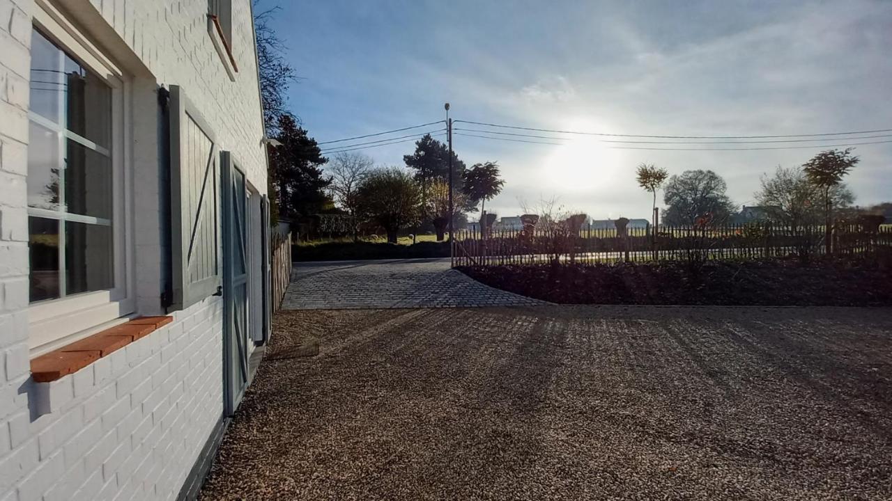 Chambres D'Hotes - Au Clos D'Amande Lasne Esterno foto