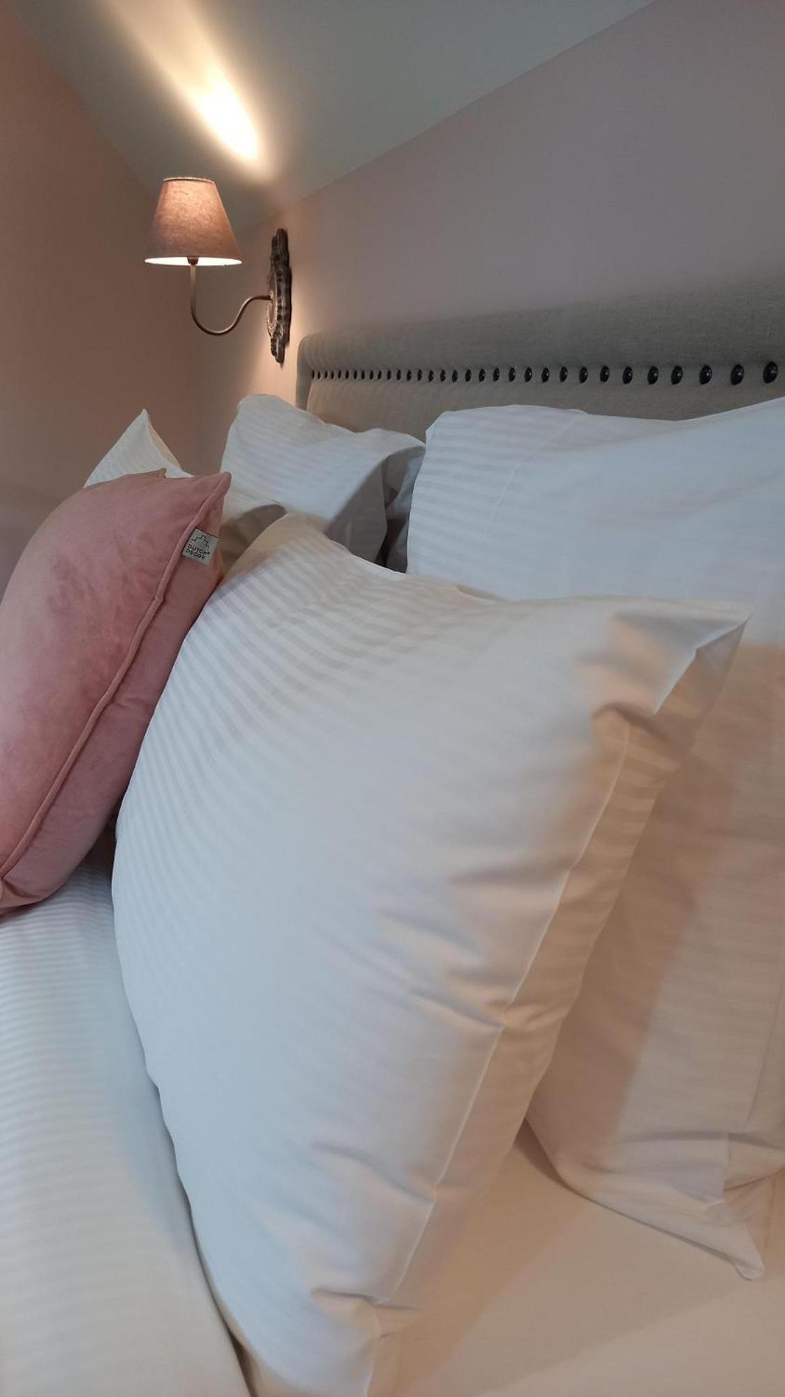 Chambres D'Hotes - Au Clos D'Amande Lasne Esterno foto