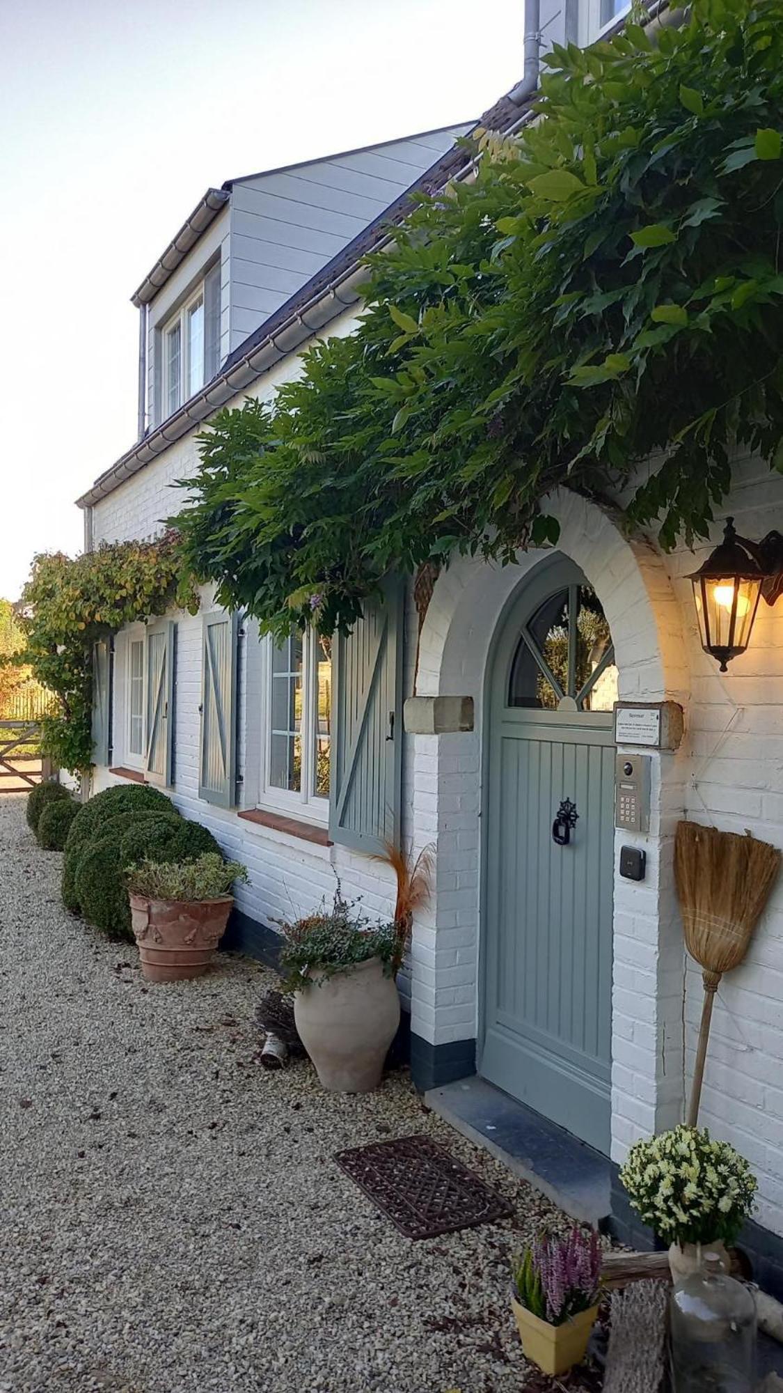 Chambres D'Hotes - Au Clos D'Amande Lasne Esterno foto